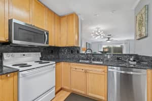 9804 Kamena Cir, Boynton Beach, FL 33436, Sold 11/12/20