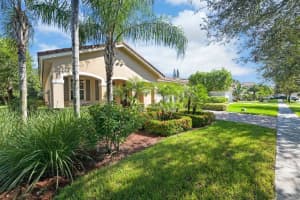 6719 Bulrush Ct, Greenacres, FL 33413, Sold 11/09/20