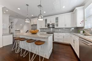 127 Madison Ln, Delray Beach, FL 33444, Sold 01/12/21