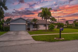 7595 Woodland Creek Ln, Lake Worth, FL 33467, Sold 11/23/20