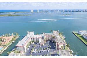 105 Paradise Harbour Blvd, North Palm Beach, FL 33408, Sold 01/13/21