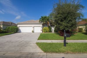 359 West Key Lime Square SW, Vero Beach, FL 32968, Sold 04/08/21