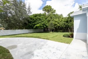 5145 Willow Pond Rd W, West Palm Beach, FL 33417, Sold 12/07/20