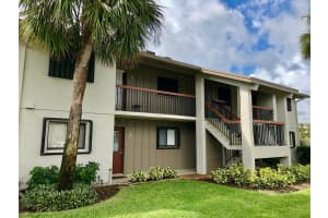 1600 NE Dixie Hwy, Jensen Beach, FL 34957, Sold 01/28/21