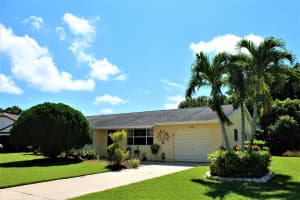 2432 SE Meadwood Ct, Port St. Lucie, FL 34952, Sold 11/30/20