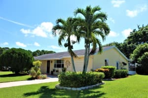 2432 SE Meadwood Ct, Port St. Lucie, FL 34952, Sold 11/30/20