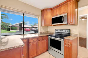 166 Sparrow Dr #1b, Royal Palm Beach, FL 33411, Sold 10/26/20