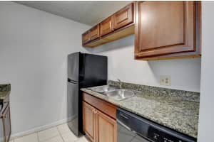 36 N Crossings Cir, Boynton Beach, FL 33435, Sold 12/04/20