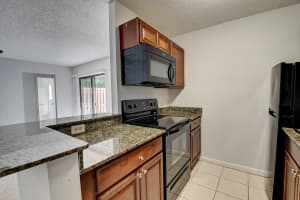 36 N Crossings Cir, Boynton Beach, FL 33435, Sold 12/04/20