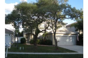 6402 Suntree Ct, Greenacres, FL 33413, Sold 12/03/20