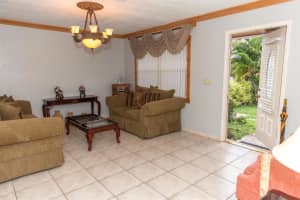 4807 Saratoga Rd, West Palm Beach, FL 33415, Sold 11/20/20