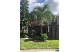 8295 Boca Rio Dr, Boca Raton, FL 33433, Sold 11/30/20