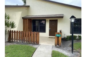 7911 SE Villa Cir, Hobe Sound, FL 33455, Sold 11/24/20