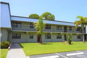 2517 S 17th St, Fort Pierce, FL 34982, Sold 11/17/20