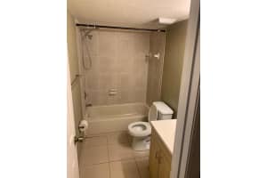 2517 S 17th St, Fort Pierce, FL 34982, Sold 11/17/20