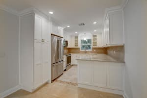 807 NE 1st St #8w, Delray Beach, FL 33483, Sold 12/11/20