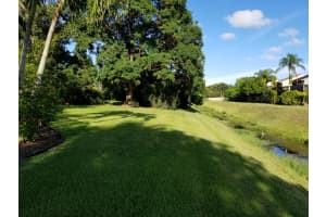 1053 Shady Lakes Cir, Palm Beach Gardens, FL 33418, Sold 03/25/21