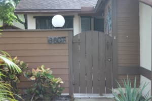 3807 Collinwood Ln, West Palm Beach, FL 33406, Sold 12/28/20
