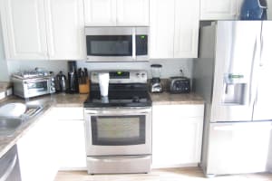 1922 Alamanda Way, Riviera Beach, FL 33404, Sold 11/18/20