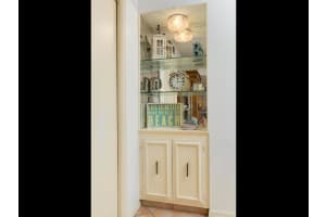 MLS# R10660799, Vero Beach, Florida 32963