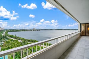 5280 N Ocean Dr, Riviera Beach, FL 33404, Sold 01/20/21