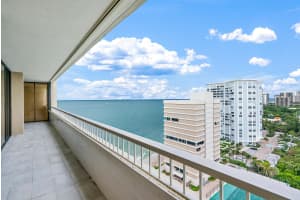 5280 N Ocean Dr, Riviera Beach, FL 33404, Sold 01/20/21