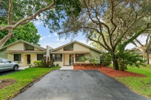 4143 Palm Forest Dr N, Delray Beach, FL 33445, Sold 12/03/20