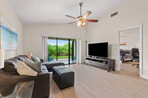 4143 Palm Forest Dr N, Delray Beach, FL 33445, Sold 12/03/20
