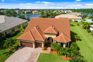 724 SW Habitat Ln, Palm City, FL 34990, Sold 03/24/21