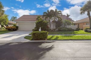 9308 Lakeside Ln, Boynton Beach, FL 33437, Sold 11/18/20