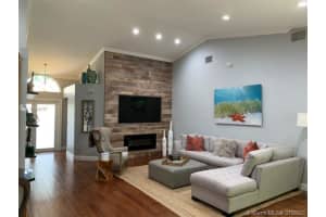 10127 Caoba St, Palm Beach Gardens, FL 33410, Sold 12/22/20