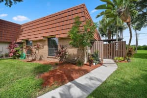 8032 Boca Rio Dr, Boca Raton, FL 33433, Sold 12/04/20