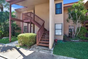 1004 Lakeview Cir, Royal Palm Beach, FL 33411, Sold 11/23/20