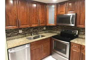 4725 Oak Terrace Dr, Greenacres, FL 33463, Sold 12/15/20