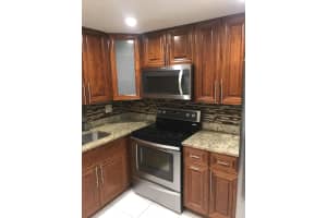4725 Oak Terrace Dr, Greenacres, FL 33463, Sold 12/15/20