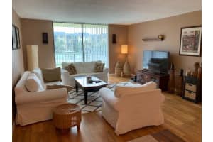 2820 Tennis Club Dr, West Palm Beach, FL 33417, Sold 12/14/20