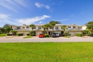 2610 Creekside Dr, Fort Pierce, FL 34981, Sold 01/04/21