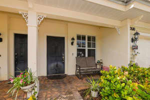 2610 Creekside Dr, Fort Pierce, FL 34981, Sold 01/04/21