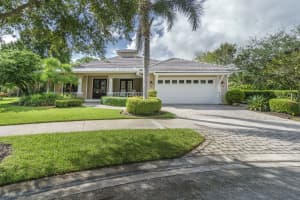 8050 Mammoth Dr SE, Hobe Sound, FL 33455, Sold 11/30/20