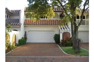 156 Harbor Cir, Delray Beach, FL 33483, Sold 12/08/20