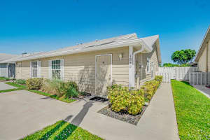 1558 Royal Forest Ct, West Palm Beach, FL 33406, Sold 11/23/20