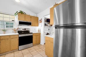 1558 Royal Forest Ct, West Palm Beach, FL 33406, Sold 11/23/20