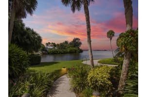 MLS# R10662935, Vero Beach, Florida 32963