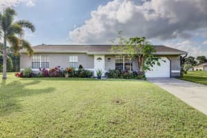 1589 SE Belcrest St, Port St. Lucie, FL 34952, Sold 11/17/20