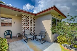 5250 NW 3rd Ct, Delray Beach, FL 33445, Sold 01/19/21