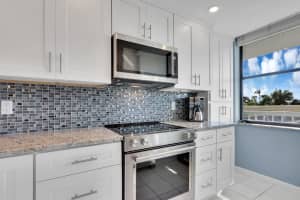 10600 S Ocean Dr, Jensen Beach, FL 34957, Sold 12/04/20