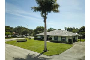2 NW 24th Ct, Delray Beach, FL 33444, Sold 04/21/21