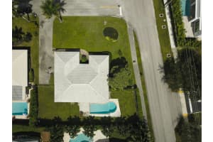 2 NW 24th Ct, Delray Beach, FL 33444, Sold 04/21/21