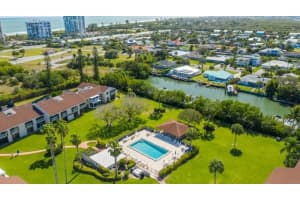 3207 S Lakeview Cir, Fort Pierce, FL 34949, Sold 02/11/21