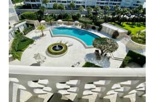 2760 S Ocean Blvd, Palm Beach, FL 33480, Sold 02/19/21